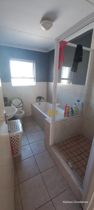 2 Bedroom Property for Sale in Guldenland Western Cape
